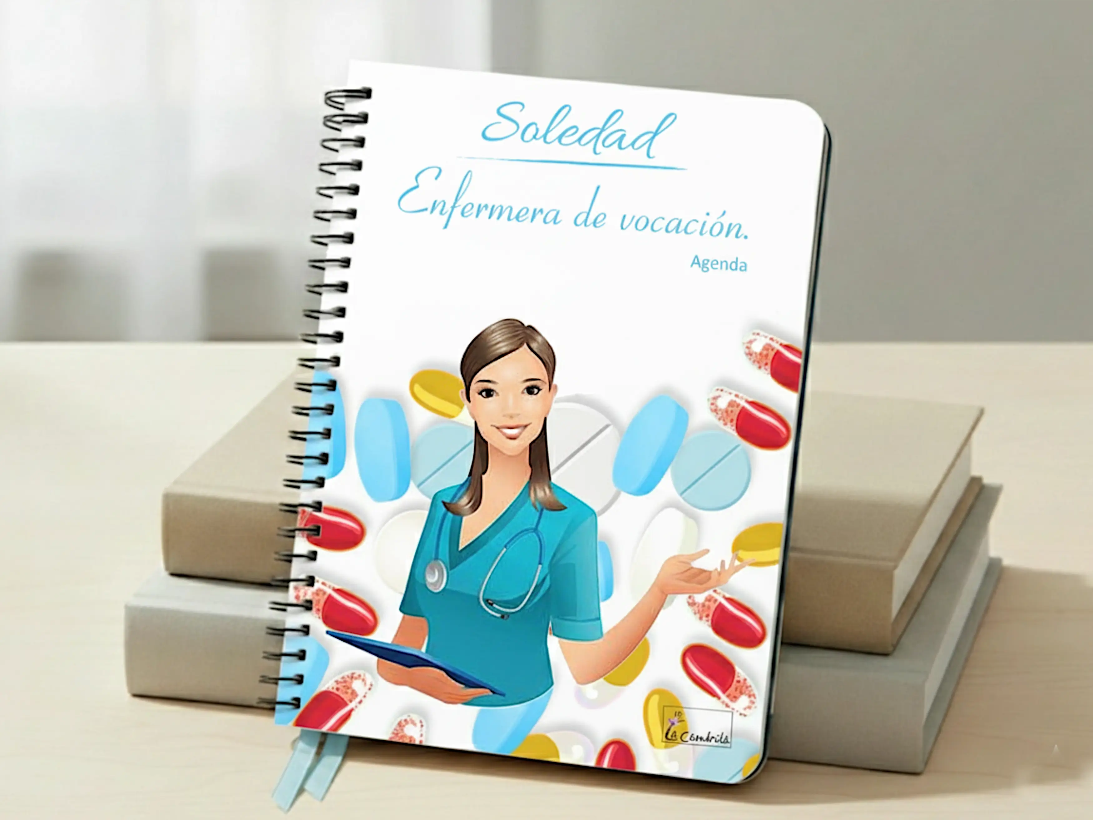 Agenda personalizada para enfermera con fonde de pastillas