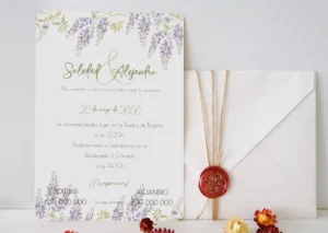Invitación de boda Glicinia. Ilustrada con una cascada de flores de glicinia es muy romántica y evocadora.